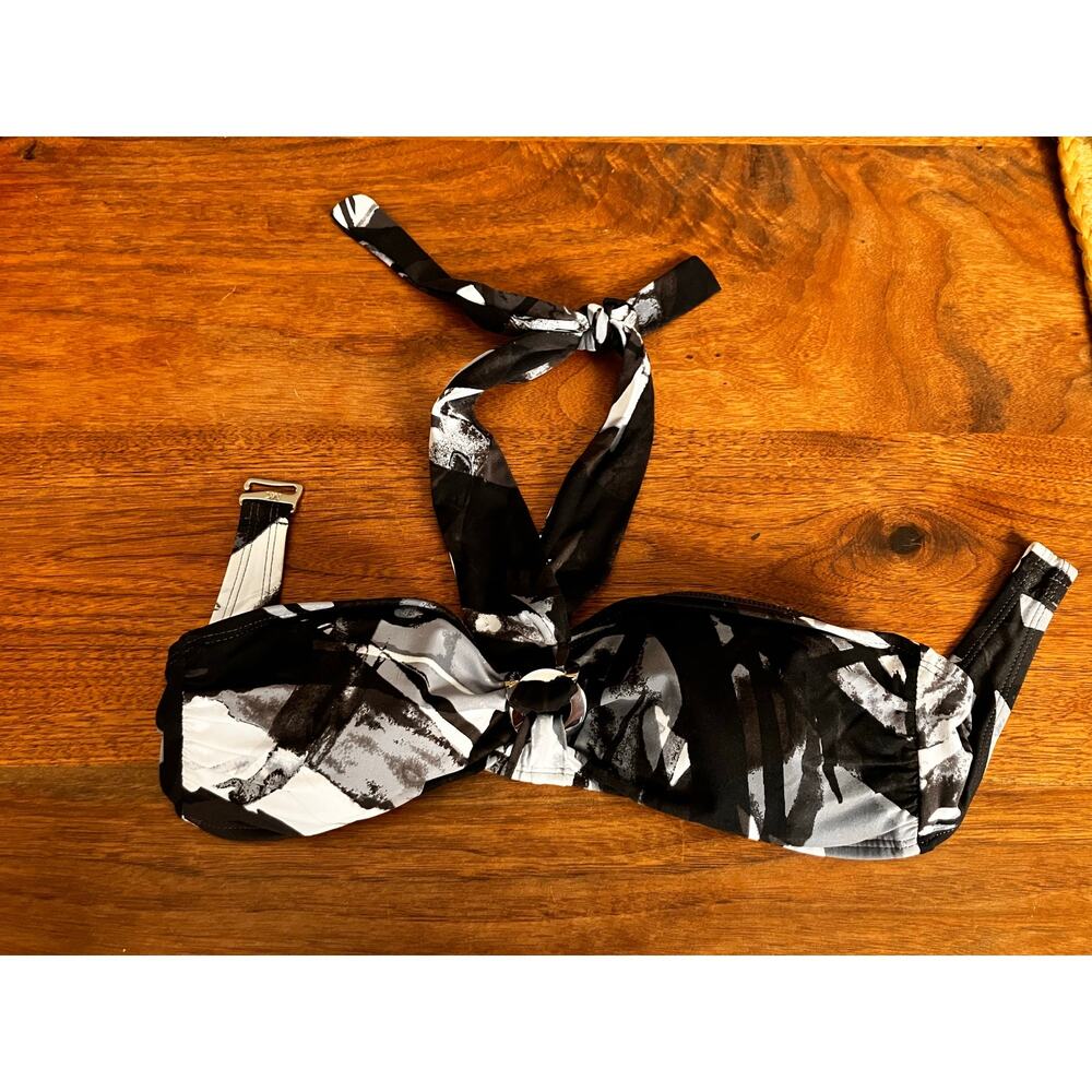 MICHAEL KORS Size P Bikini Top Halter Black White Padded Swim Beach Pool‎